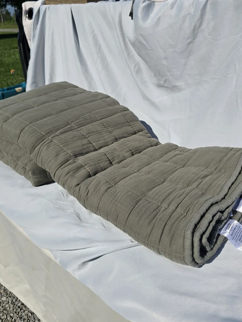 New! Quince Organic Luxury Airy Gauze Cotton Box Quilt Green Queen Olive Green